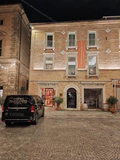 Palazzo Cortesi Мачерата Экстерьер фото